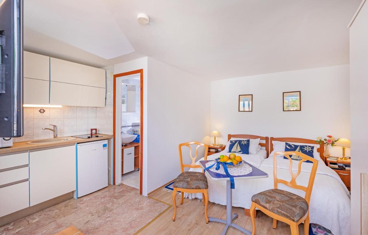 Villa Jolanda Apartments ドゥブロブニク エクステリア 写真
