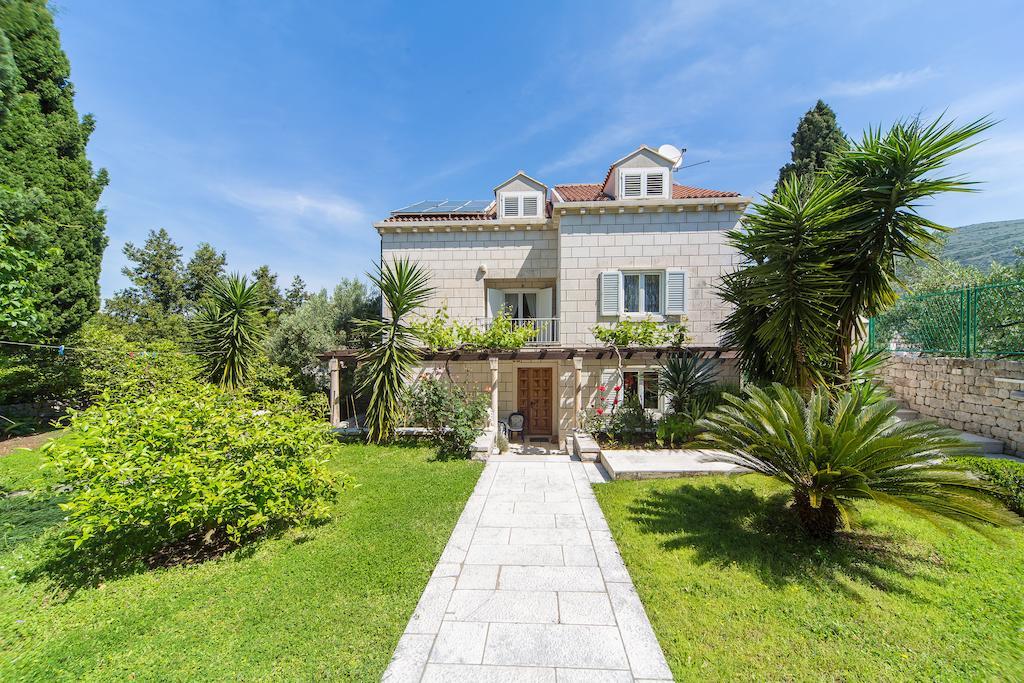 Villa Jolanda Apartments ドゥブロブニク エクステリア 写真